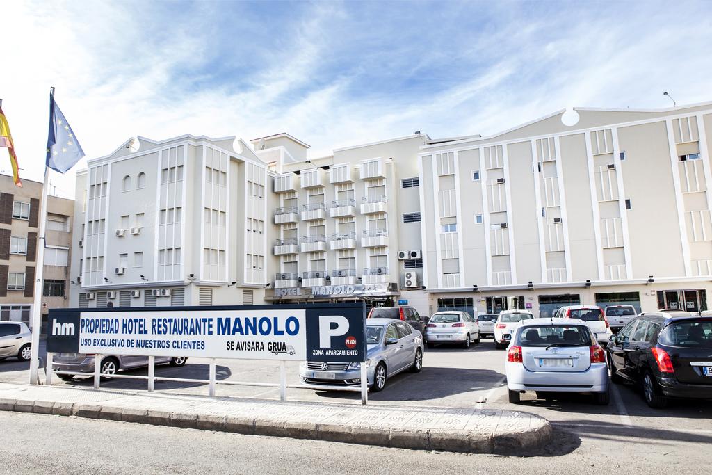 HOTEL MANOLO