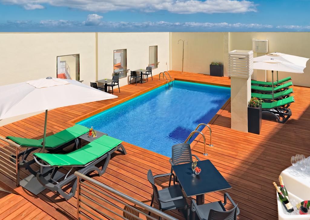 OCCIDENTAL SANTA CRUZ CONTEMPORÁNEO