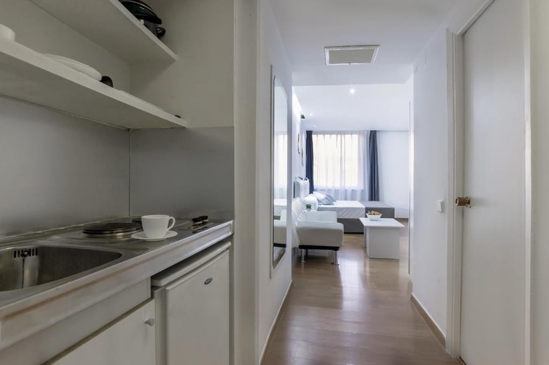 APARTAMENTOS BLUESENSE MADRID SERRANO